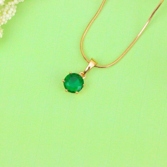 "Elegant Green Solitaire Pendant in Gold – Radiant Accent, XPPT1641 - Picture 10 of 13
